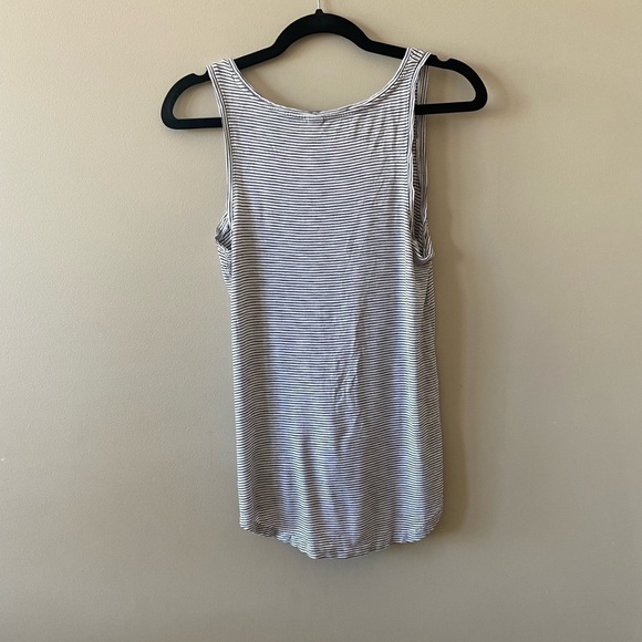 ⭐️2 FOR $20⭐️ Old Navy LUXE Tie Front Striped Tank. Size Small - Picture 7 of 11